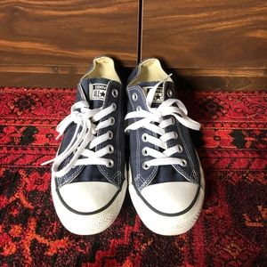 Navy low top Converse - like new!
